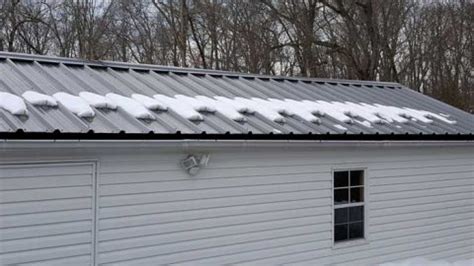 metal roofing in winter